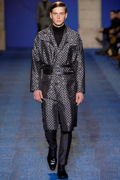 Look 36